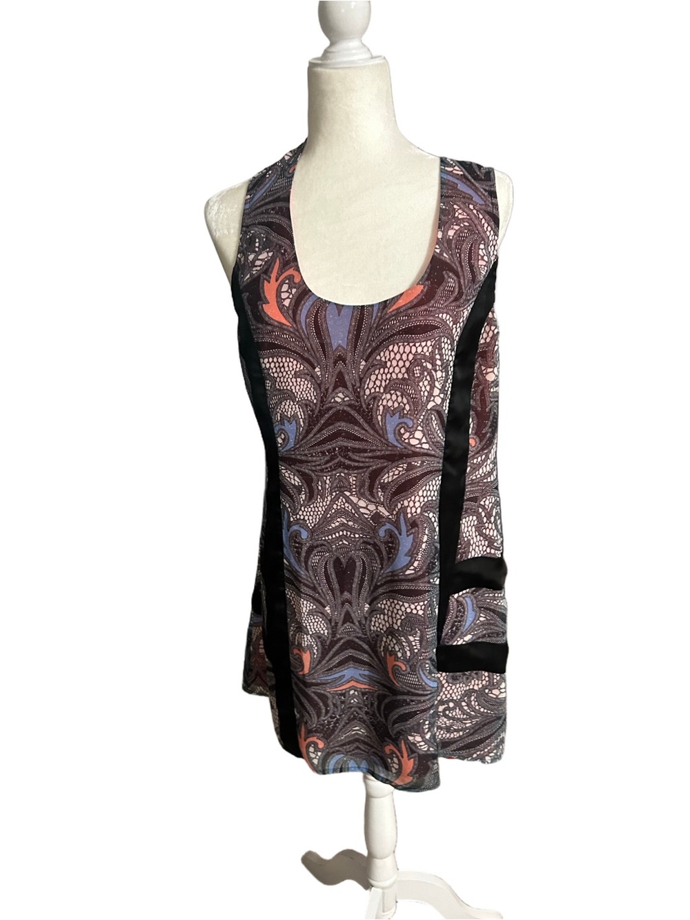 Kardashian Kollection Paisley XL Printed Dress